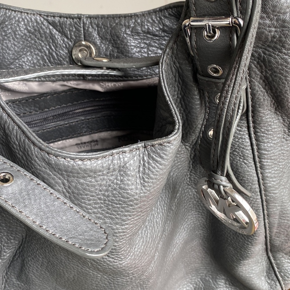Michael Kors Hobo shoulder bag - Picture 6 of 6